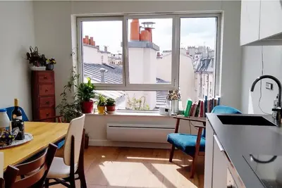 Image de Duplex familial avec vue sur les toits parisiens\nAu calme, quartier Oberkampf
