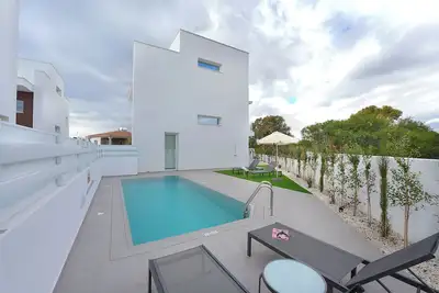 Image de Dps5 Sun & Moon Luxury 4-bedroom Villa with Private Pool, in Amazing Ayia Napa