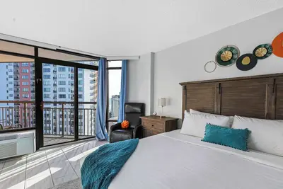 Image de Sunset Dreams by StayMareni - Ocean Views and 2 Balconies Suite