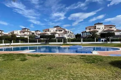 Image de Penthouse / Apartment Veramar 5 next to the beach Wifi