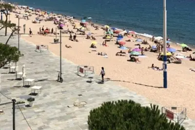 Image de Appartement bord de mer avec grande terrasse et 4 chambres
