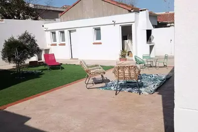 Image de Maison Canetoise 2 chambres, clim, parking, Wi-Fi proche de la plage