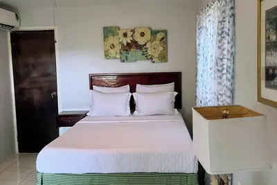 Image de Paradise on the Rocks - Suite W/Balcony & Sea Views #5