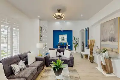 Image de Indian Palms Home With Shared Pools, Tennis & Pickleball Courts - Golf on Site