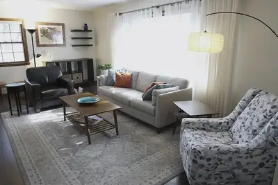 Image de Cottage gem: Spotless, secluded & bring the dog!