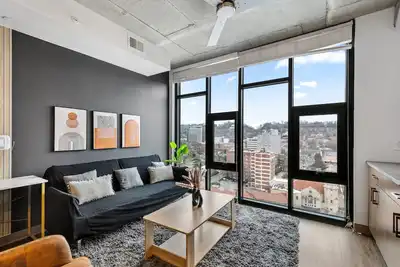 Image de View, Vibes, Comfort - 2br w/ Stunning City View!