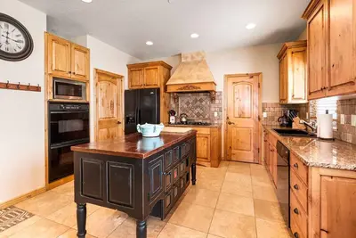 Image de C404 | Cascade Summit Retreat: Your Adventure Hub in Eden, Ut!