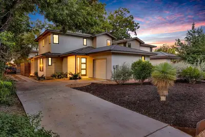 Image de Modern Luxury House: East Austin