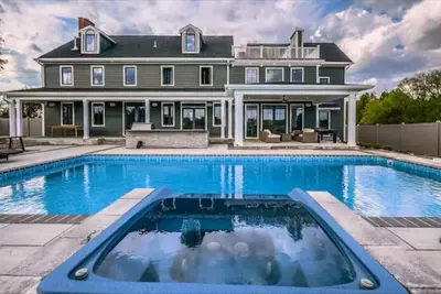 Image de Modern Farm Estate Close to Six Flags and Vineyards!