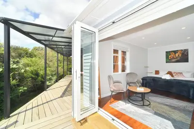 Image de Auckland Airport Sanctuary; sleeps 9; quiet, spacious and family-friendly