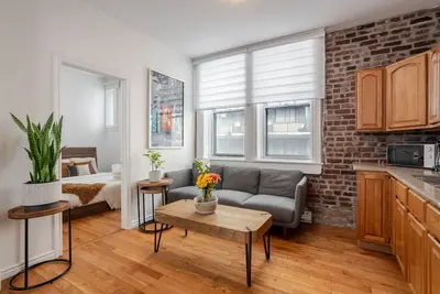 Image de Premium Location | Stylish 3br downtown Montreal