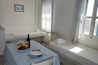 Image de Appartement '3 Studio' avec vue sur la mer, Wi-Fi et climatisation