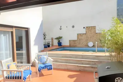 Image de Maison de campagne \"La Casa De La Pintora\" avec vue sur les montagnes, piscine privée et Wi-Fi