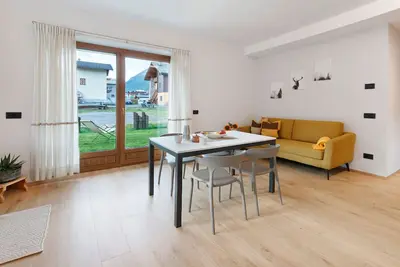 Image de Appartement \"Stella Alpina\" avec vue sur les montagnes, jardin privé et Wi-Fi