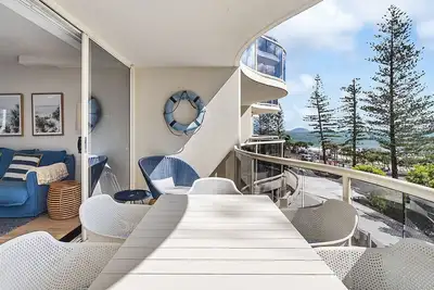 Image de 3 bedroom ocean front apartment in iconic Zanzibar