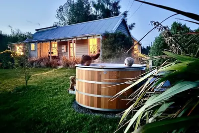 Image de Cricklewood Farmstay, Alpaca walk and hot tub
