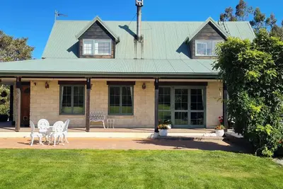 Image de Olive Tree Grove