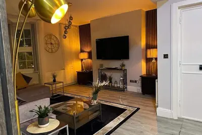 Image de Lush Jacuzzi Apartment 2 Bedrooms with Balcony