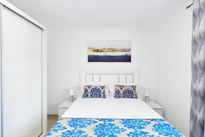 Image de Appartement de luxe à 100 mètres de la plage