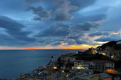 A quiet part of the 5terre paradise with spectacular sea views