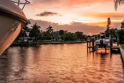 Image de The Tipsy Turtle - New 5 Br Waterfront Retreat in Sanibel, Fl with Pool!