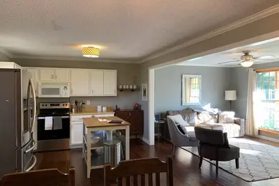 Image de Franklin Home on a Quiet Street!