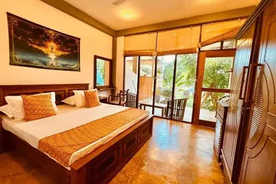 Dharma Place - Double Room with Garden View