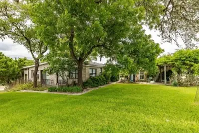 Image de The River Oaks Lodge Guest Houses - River House 2/1, Ivy 2/1