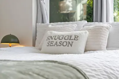 Image de Cozy 1-Bedroom with Free Parking – Perfect for Couples families & Solo Travelers