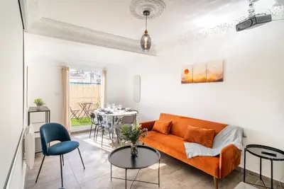 Image de Hellenica - Climatisation, proximité gare