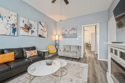 Image de Chic 2-bedroom apartment in marvelous Lakeview/LincolnPark/Wrigley with WiFi/Ac