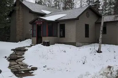 Image de New Listing, Charming 2-bedroom cottage in Seney, White Birch Cottage