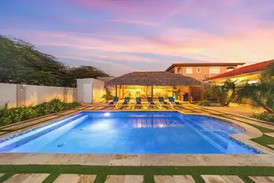 Image de 7br Oasis in Paradise on One Happy Island