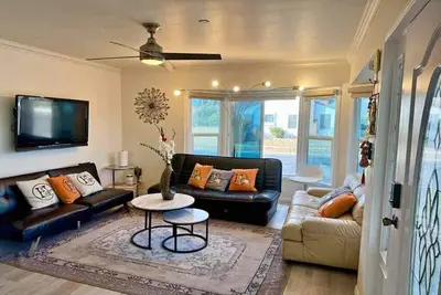 Image de Smooth Seamless Stay · 5 Ensuite  Bedroom Gem!