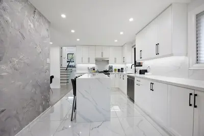 Image de Luxury 3 Bdrm Home In Toronto Ontario