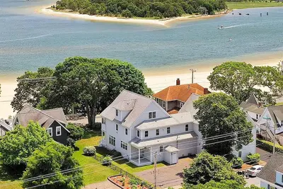 Image de Beachfront 5br with Ocean View, Pool Table, Arcade Game, Kayaks, Baby Crib