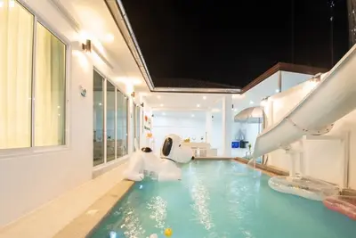 Spacious 4br Villa with Private Pool, WiFi & Karaoke – Perfect Getaway!