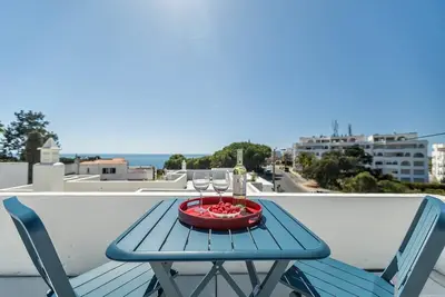 Image de Sea Bliss: Your Seaside Retreat in Alporchinhos