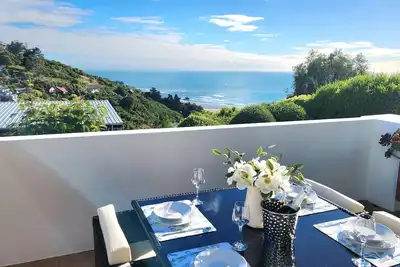 Image de Seas The Day - Family Coastal Escape - Beach Gear