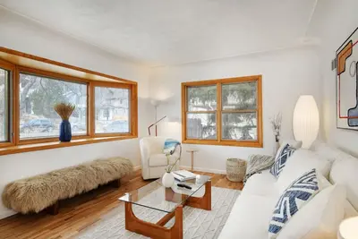 Image de Mid-Century Charm in the Heart of Boulder