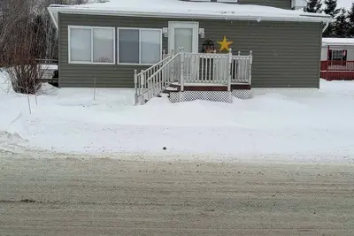 Image de Charming 3-bedroom house with WiFi and Ac in serene Sinclair