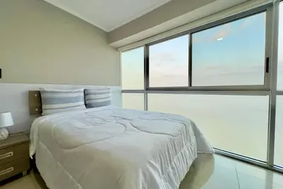 Image de Beautiful Luxury Suite overlooking the Guayas River in Puerto Santa Ana, Guayaquil
