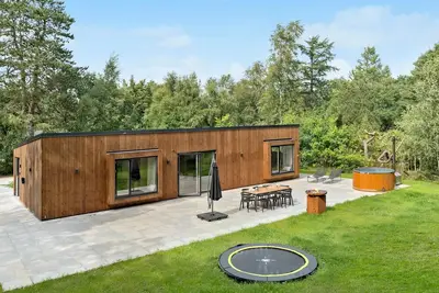 Image de Maison confortable à Hadsund avec WiFi