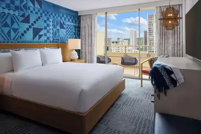 Image de Tropical Retreat: Cozy Getaway Steps from Waikiki’s Best! Kitchenette, Pool