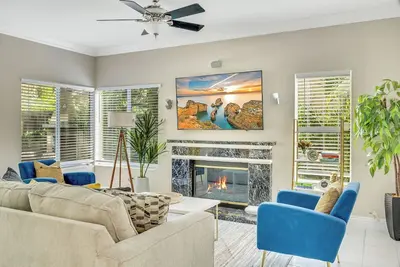 Image de Disneyland Retreat: Pool, Spa, Inland Empire