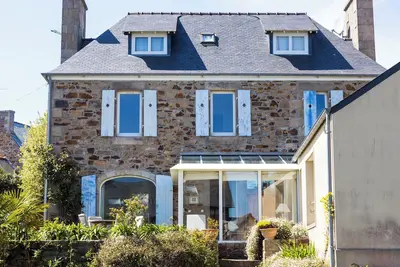 Image de Maison de vacances 'Maison Bretonne Madame Est Servie 4' avec vue sur la mer