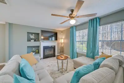 Image de Home 9 Mi to Uptown Charlotte: Dogs Welcome!