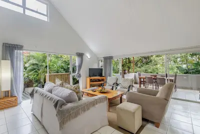 Image de Beachside Forest 2 Bdr, Private Patio & Gas Braai