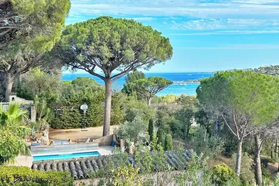 Image de Magnifique propriété avec vue mer à deux pas de Plages des la Nartelle