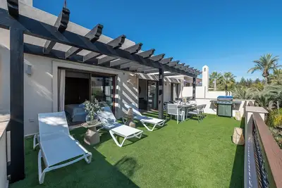 Image de The Sovereign Penthouse By Vacation Marbella
